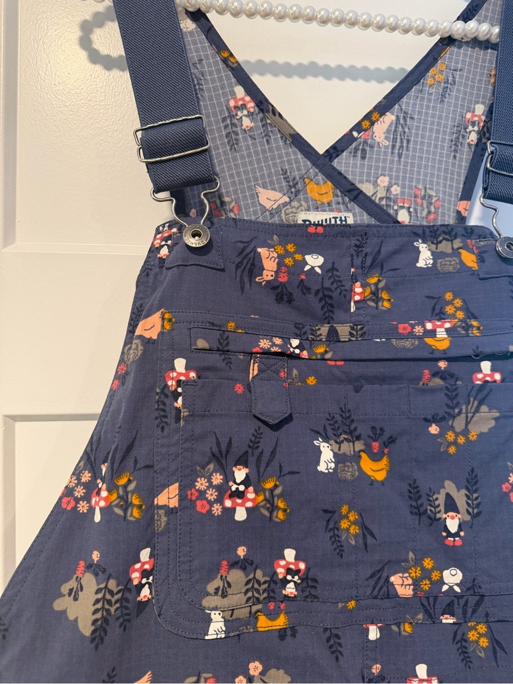 Duluth Trading Co Navy Floral & Yellow Chicken Print Overalls short 🩳